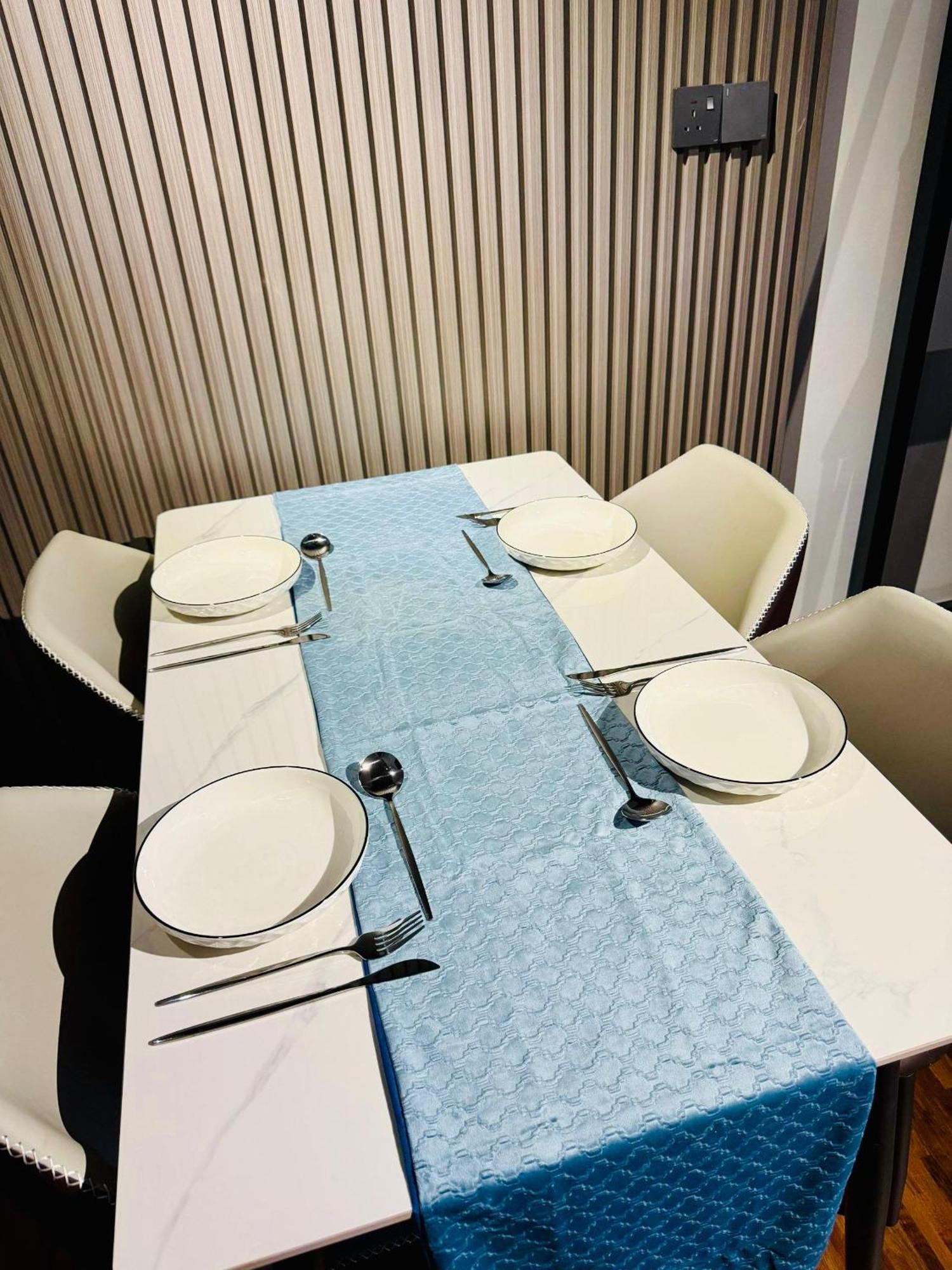 Ko-z Place K Avenue Apartment