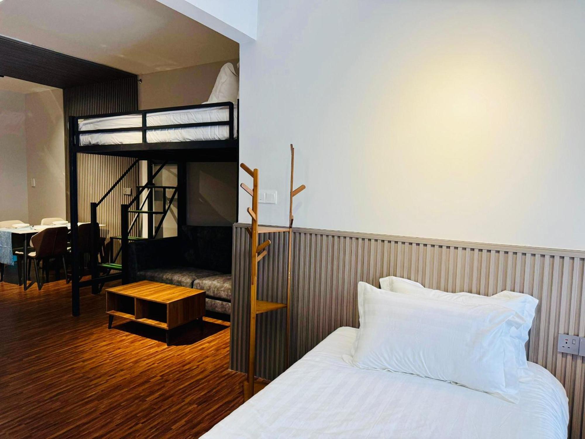 Ko-z Place K Avenue *